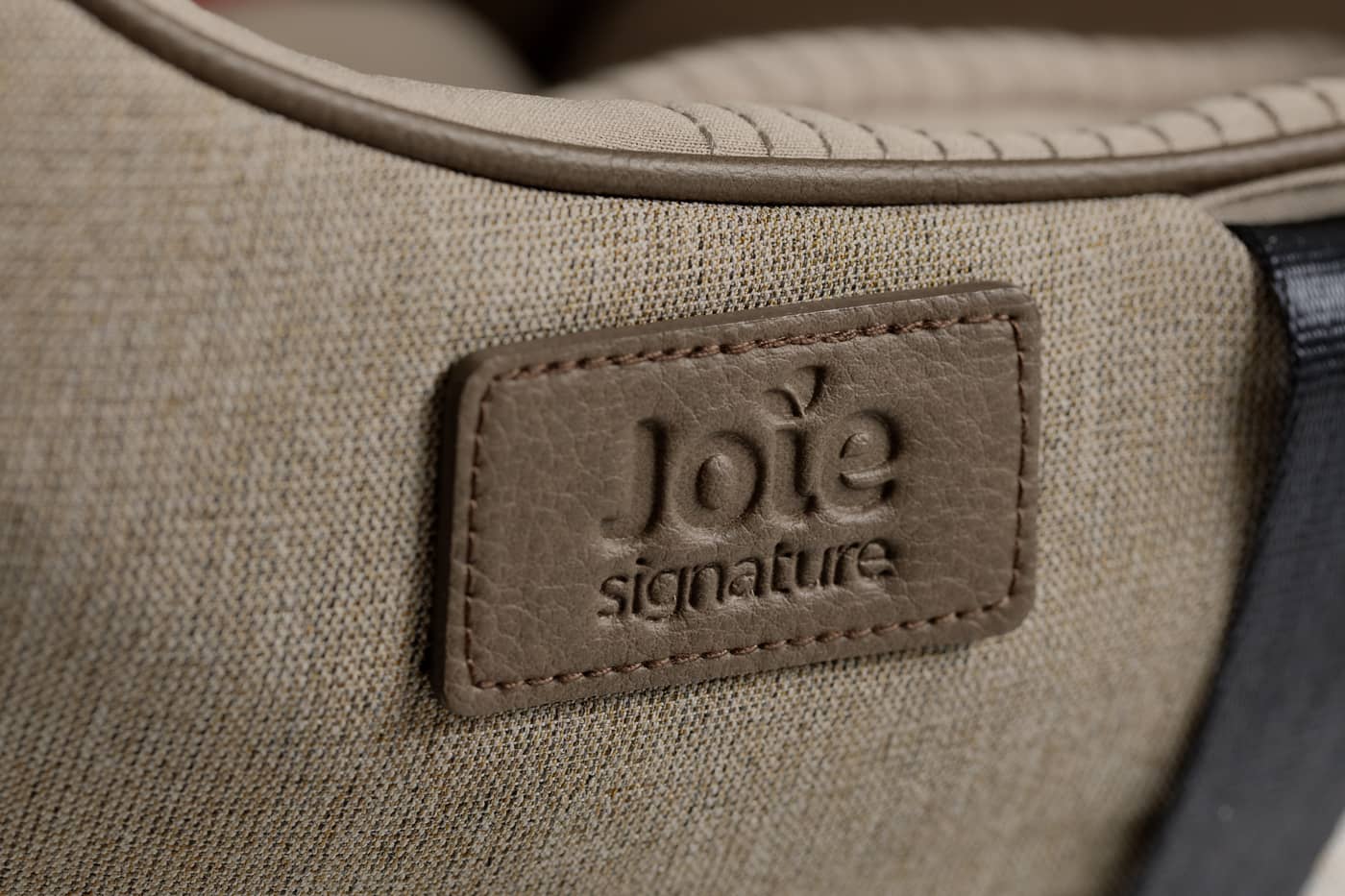 Joie Signature i-Level Pro Babyschale Sandstone